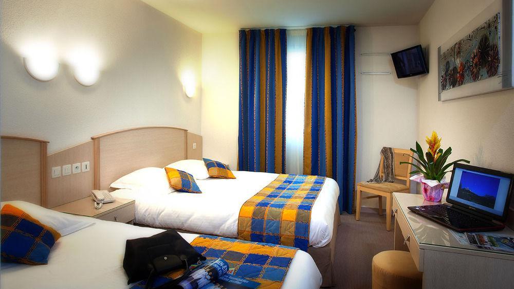 Hotel Le Kolibri ตูร์นุส ภายนอก รูปภาพ