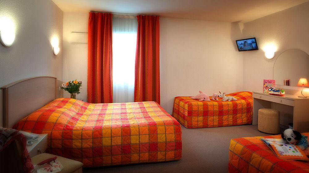 Hotel Le Kolibri ตูร์นุส ภายนอก รูปภาพ